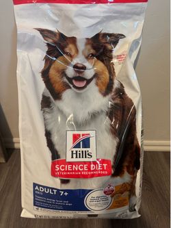 New/Sealed Hill’s Science Diet Adult 7+ Chicken Meal, Barley & Rice Recipe, 33 lb