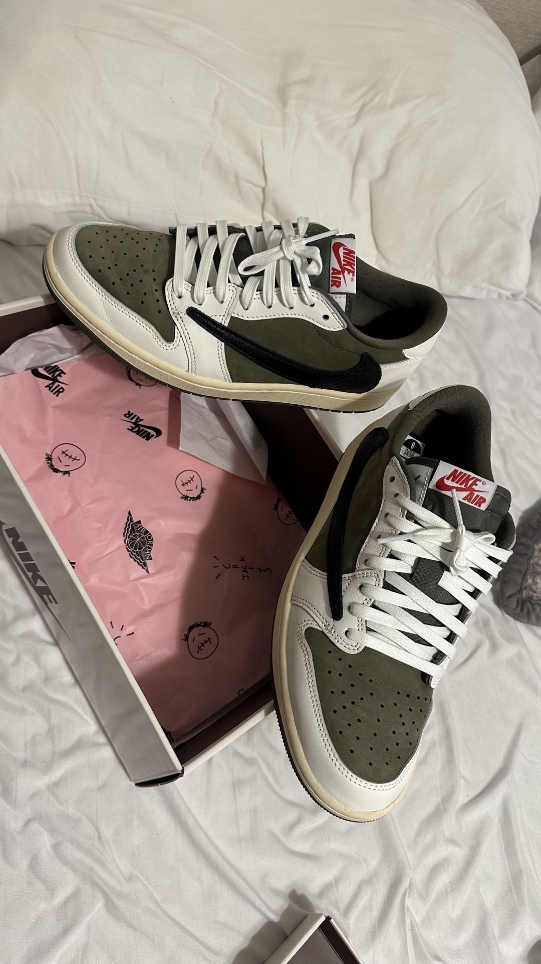 Jordan Low Travis Scott