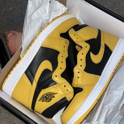 Jordan 1 - Size 8.5 Men 
