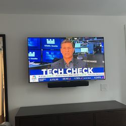 55” Samsung smart tv 