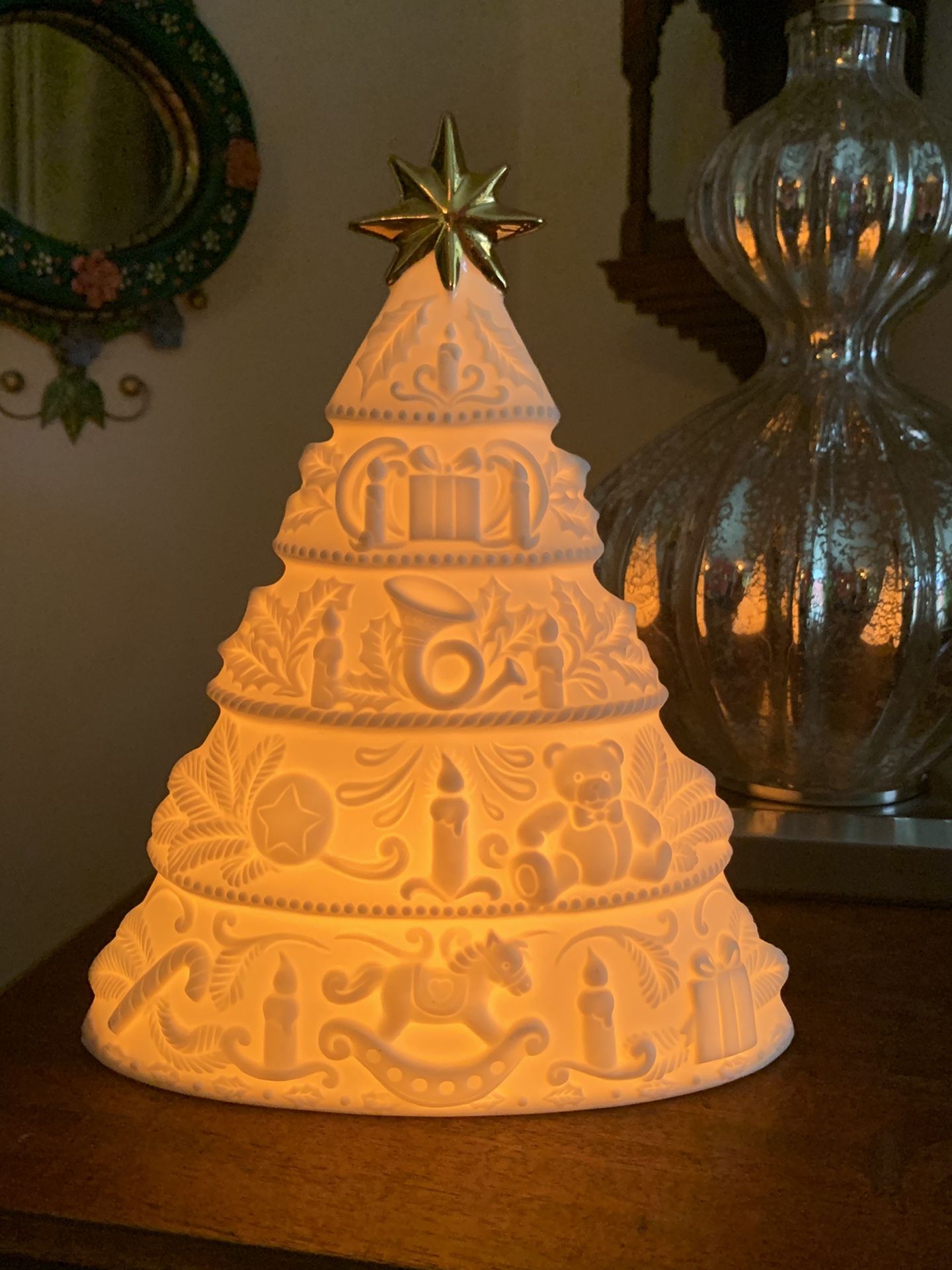 Vintage ceramic Christmas Tree Porcelain Light Up Mr Christmas