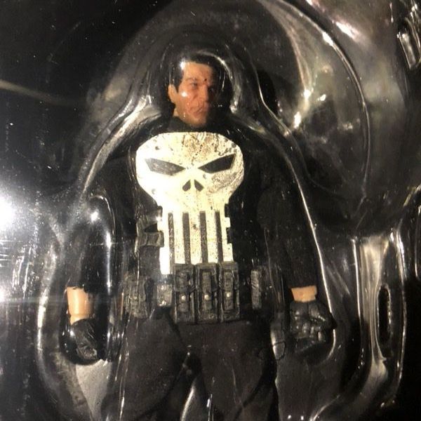 Punisher 6.5 inch action Figure One:12 marvel Collectible