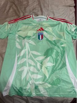 Italys national woman’s jersey