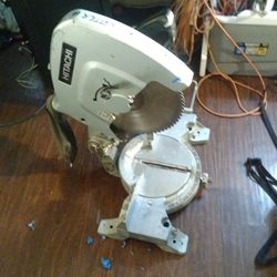 Hitachi 15" Miter Saw 