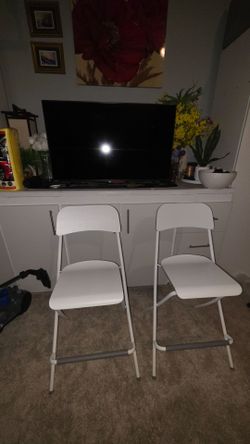 folding chairs