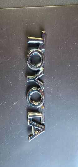Toyota emblem