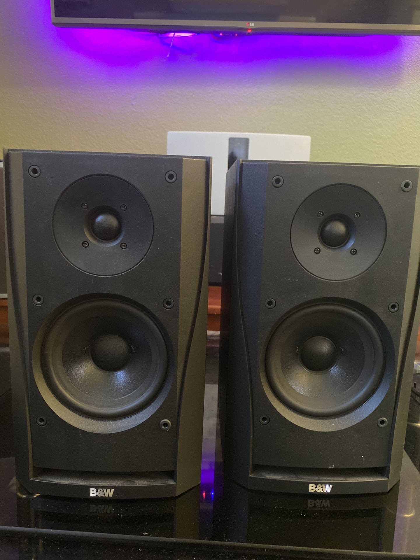 B&W BOWERS AND WILKINS DM302 PRISM BOOKSHELF SPEAKERS Black FINISH