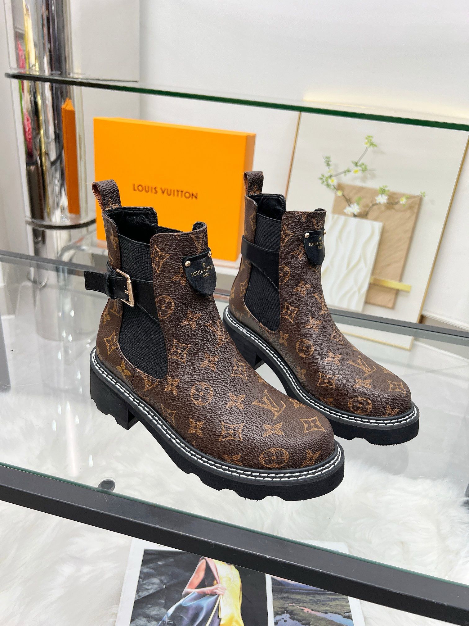 Louis Vuitton Martin boots Size: 35 36 37 38 39 40