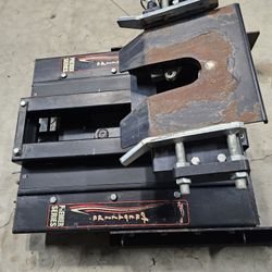 Demco 6077 RV Autoslide Fifth 5th Wheel Hitch For18k $500 