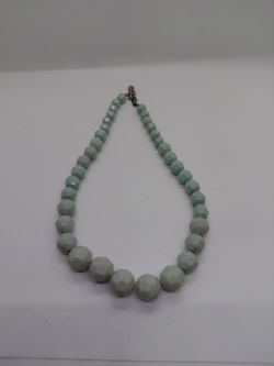 Statement necklace