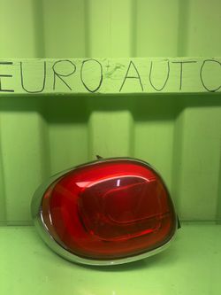 2014 2015 2016 2017 Fiat 500L Left Driver Side Tail Light OEM