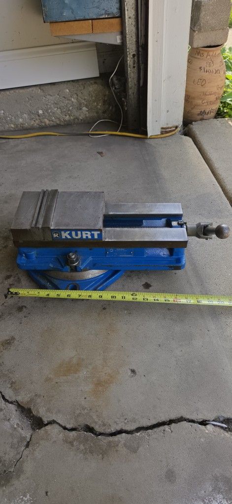 KURT SWIVEL VISE