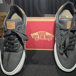 Vans Atwood Deluxe Men’s 8.5 – Great Condition + Box