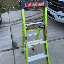 Little Giant King Kombo 5'-8' Fiberglass 3-in-1 Combo Ladder, 375 lbs. Rated