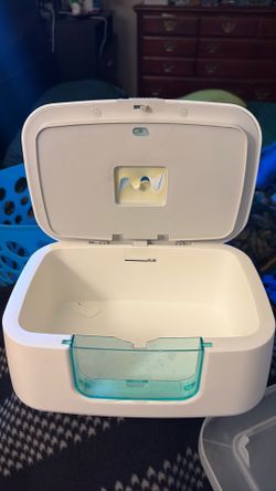 Baby wipe warmer