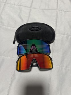 OAKLEY