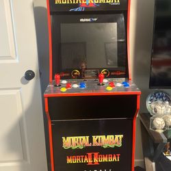 Mortal Kombat Arcade Machine