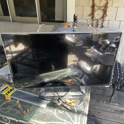 Vizio  M322i-B1  32 Inch 