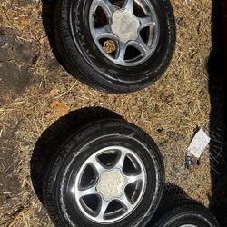2001-2007 GMC Sierra 1500 Yukon 5132 Wheel 17x7.5 6 Spoke Rim