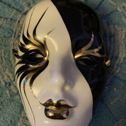Mardi Gras Mask