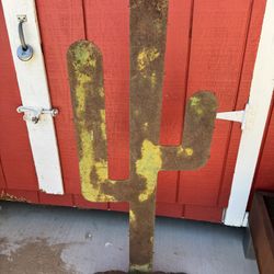 Metal Yard Decor 