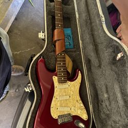 1998 Fender - Electric Guitar 