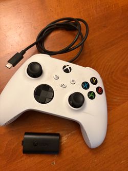 Xbox controller with  battery pack and charger cable