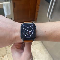 Apple Watch Series 6 Cellular Capable