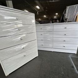 Set eight and five drawers dresser