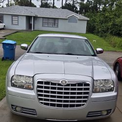 Chrysler 300, 2010.103K Miles