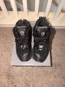 Balenciaga runners size 41
