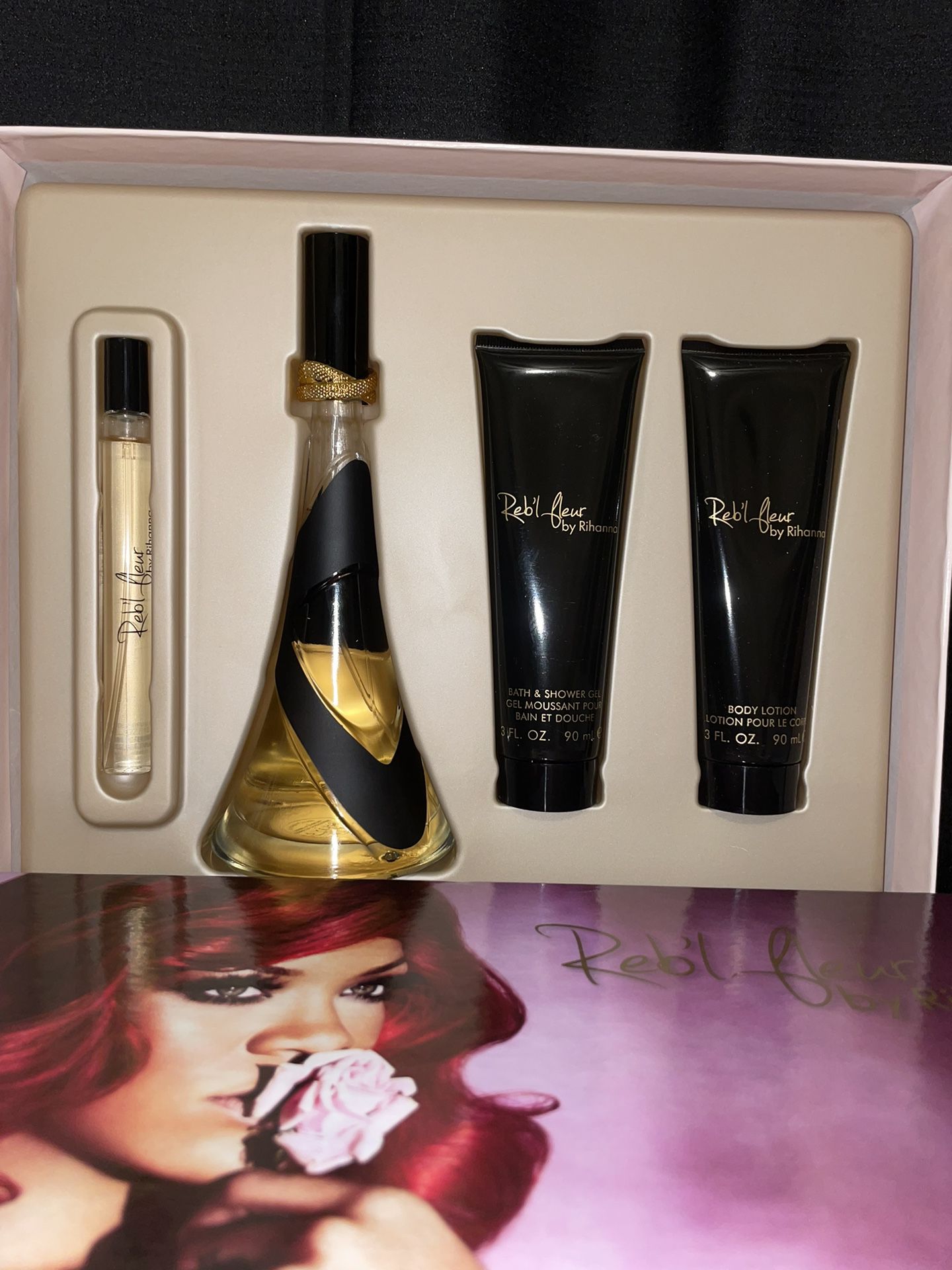 Reb'l Fleur by Rihanna Gift Set Perfume 