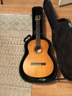 CG122MCH CLASSICAL ACOUSTIC GUITAR