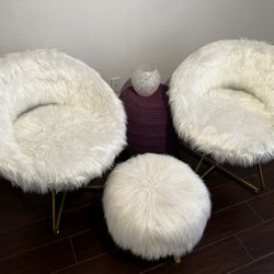 white Swivel chairs