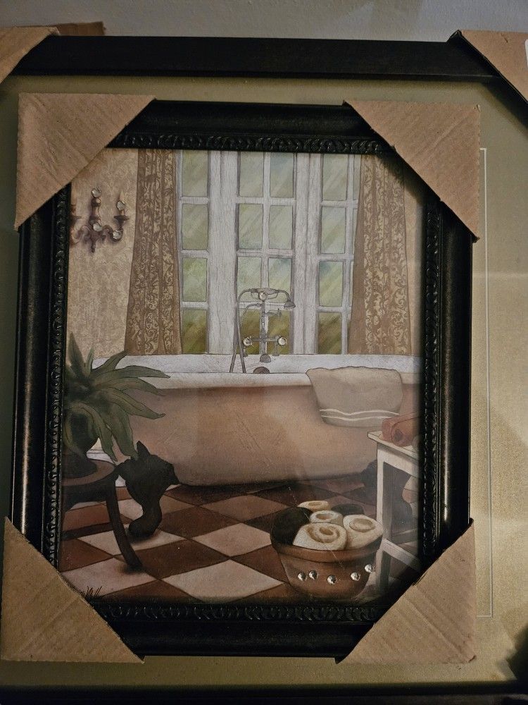 BATHROOM PICS PAIR(SET ONLY)