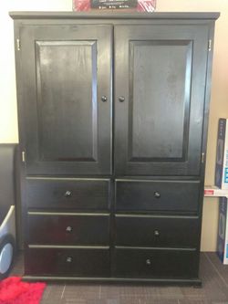 Wardrobe solid wood