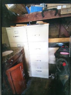 Two File Drawers 