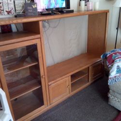 Entertainment Center Good Condition 73"$35.00