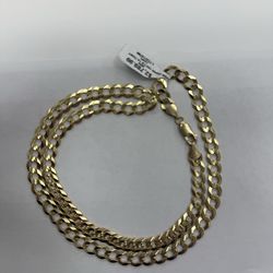Curb gold chain