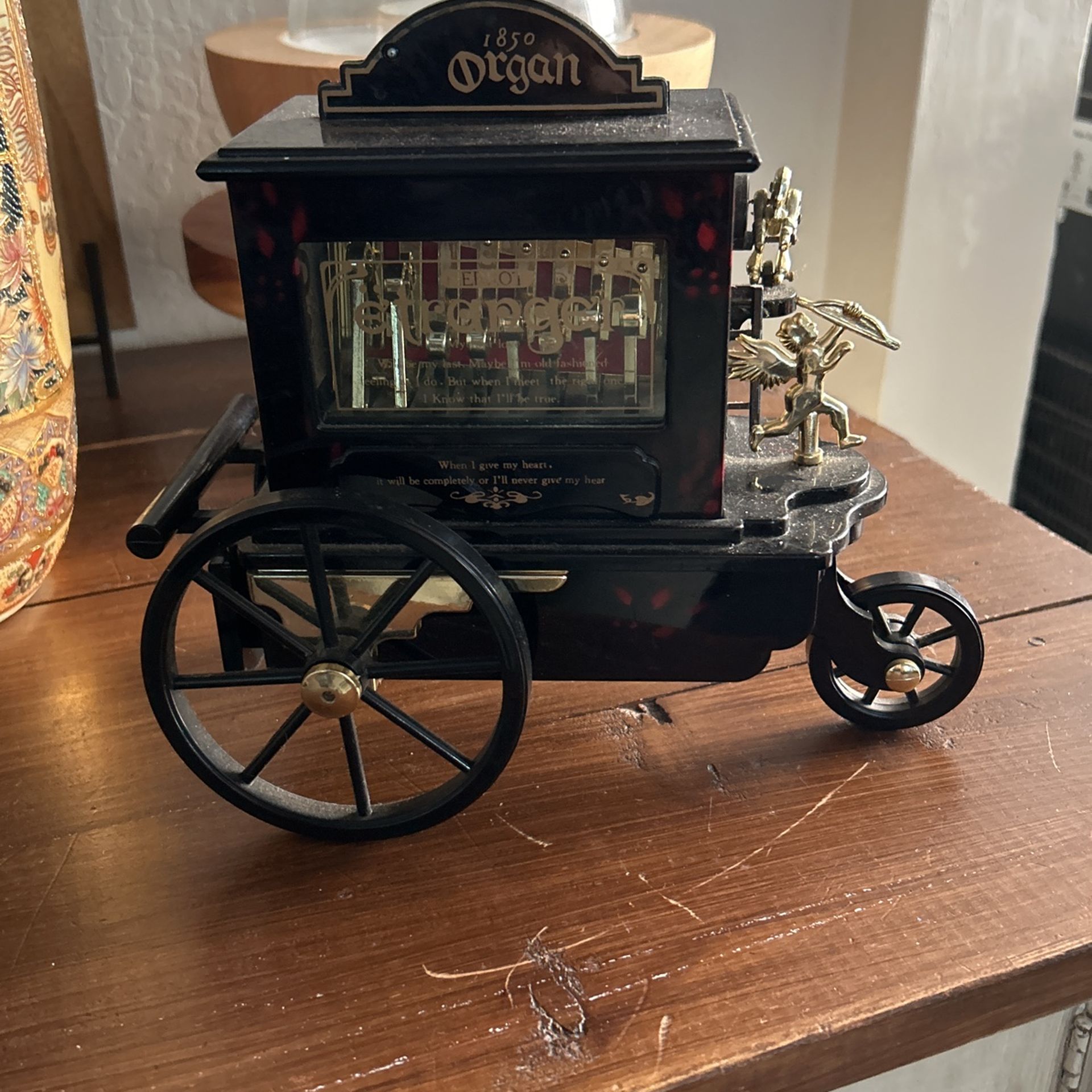 Pierrot Etranger Wind Up Music Box