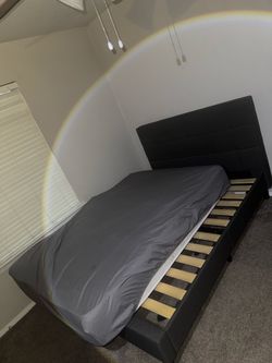 Twin bed and mattress