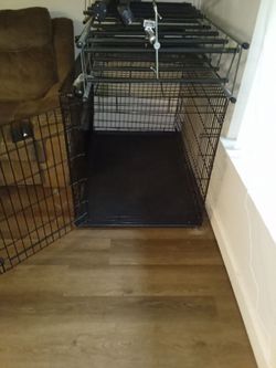 XXL collapsible dog kennel with pullout tray