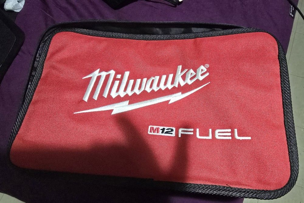 Milwaukee Bag