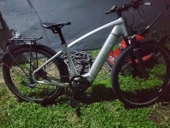 Trek Allant 7+ S e-Bike with Rear Rack