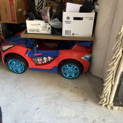 Spider-Man Motorized car 