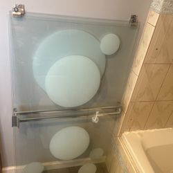 Bathtub Doors