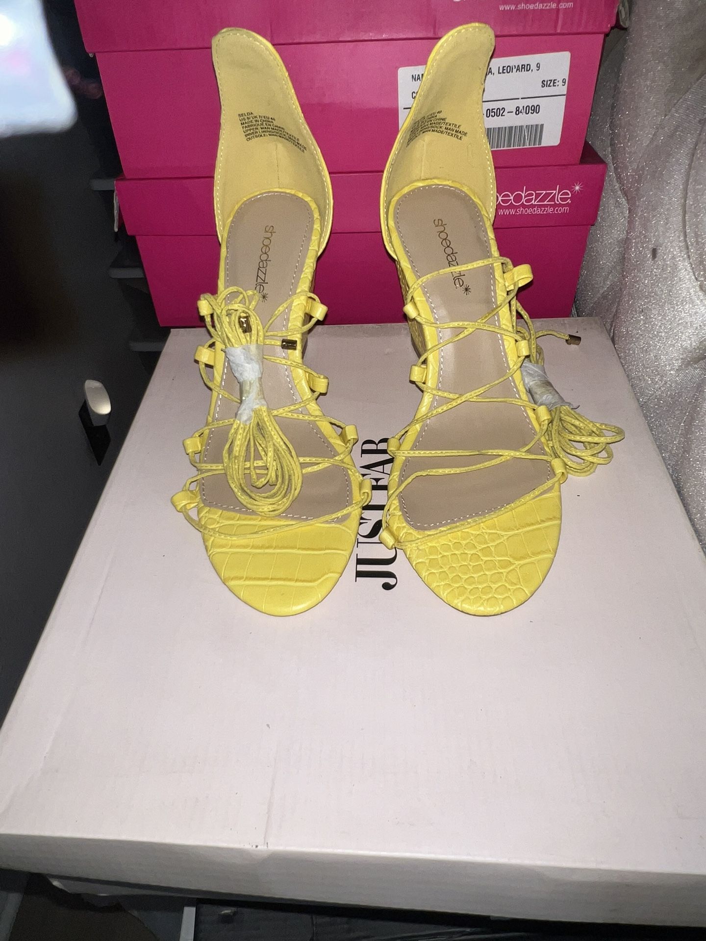 Wedge Heel ( BRAND NEW) 