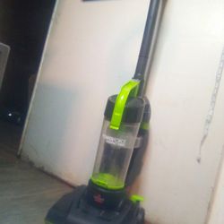 Bissell PowerForce Compact Turbo Bagless Upright Vacuum