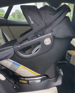 Orbit Baby G5+ Infant Car Seat with Base