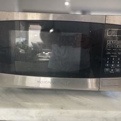 Microwave - Insignia June2023 